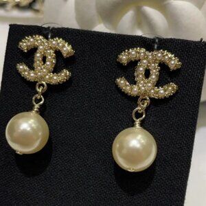 ✅CHANEL Double C Pearl Pendant Earrings